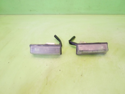 Lampki tablicy rejestracyjnej 3591055G0 SUZUKI SX4 I GY RW SEDAN 06-09