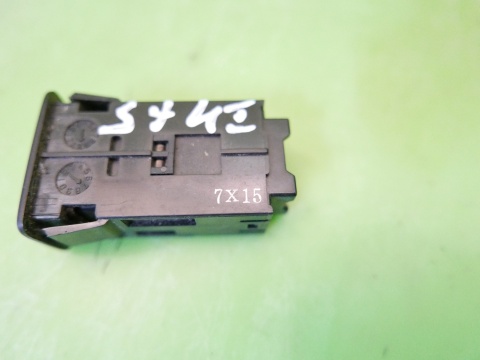 Przełącznik grzania fotela lewy SP221201A SUZUKI SX4 I GY RW SEDAN 06-09