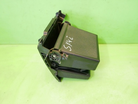 Schowek zapalniczka przód SUZUKI SX4 I GY RW SEDAN 06-09