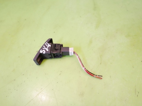 Przełącznik świateł awaryjnych SUZUKI SX4 I GY RW SEDAN 06-09