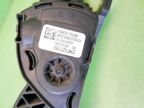 Pedał potencjometr gazu 49400-79J90 SUZUKI SX4 I GY RW 1.6 06-09