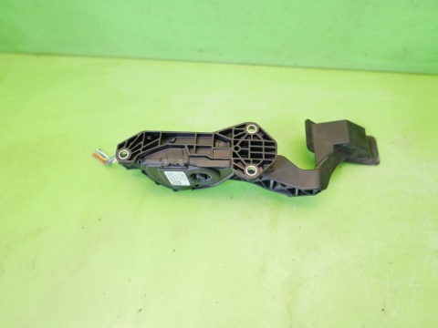 Pedał potencjometr gazu 49400-79J90 SUZUKI SX4 I GY RW 1.6 06-09