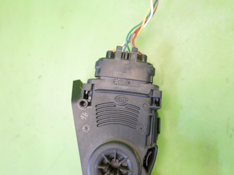 Pedał potencjometr gazu 49400-79J90 SUZUKI SX4 I GY RW 1.6 06-09