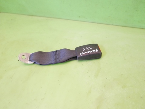 Zapięcie zatrzask pasa lewy tył SUZUKI SX4 I GY RW SEDAN 06-09