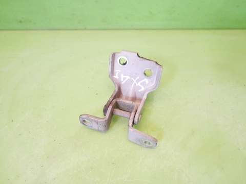 Zawias drzwiowy lewy przód góra Z2S SUZUKI SX4 I GY RW SEDAN 06-09