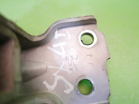 Zawias drzwiowy lewy przód góra Z2S SUZUKI SX4 I GY RW SEDAN 06-09