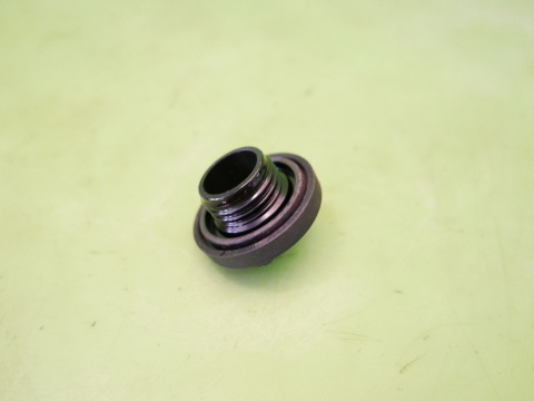 Korek wlewu oleju SUZUKI SX4 I GY RW 1.6 06-09