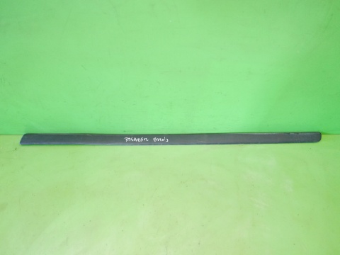Listwa drzwiowa prawa przód SUZUKI SX4 I GY RW SEDAN 06-09