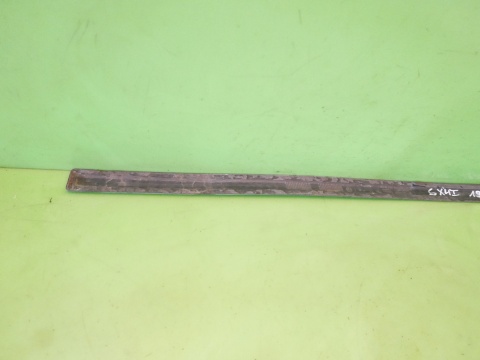 Listwa drzwiowa prawa przód SUZUKI SX4 I GY RW SEDAN 06-09