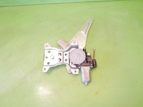 Mechanizm podnośnik szyby prawy tył 262100-4050 SUZUKI SX4 I GY RW SEDAN 06-09