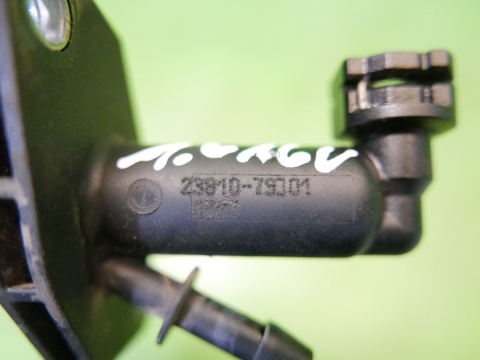 Pompa sprzęgła wysprzęglik 2381079J01 SUZUKI SX4 I GY RW 1.6 06-09