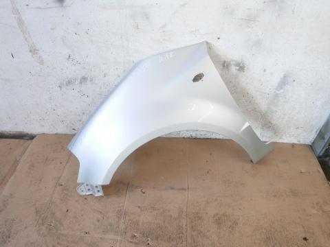 Błotnik lewy przód przedni Z2S SUZUKI SX4 I GY RW SEDAN 06-09