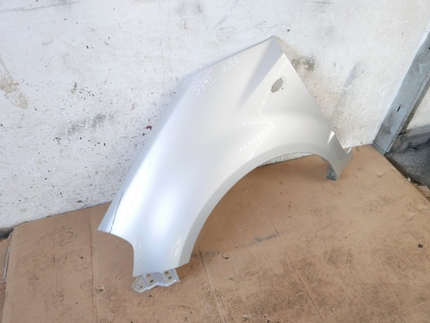 Błotnik lewy przód przedni Z2S SUZUKI SX4 I GY RW SEDAN 06-09