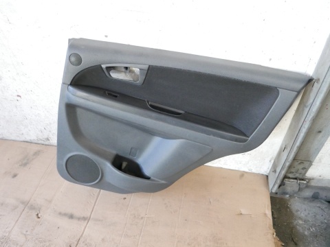 Boczek tapicerka prawa tył SUZUKI SX4 I GY RW SEDAN 06-09
