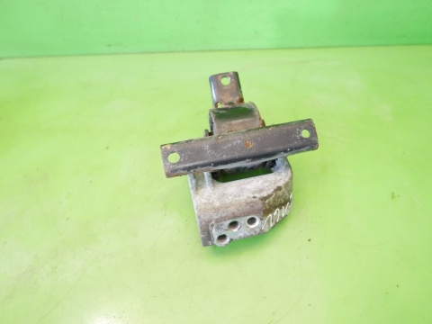 Łapa wspornik poduszka SUZUKI SX4 I GY RW 1.6 06-09