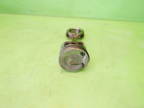 Tłok + korbowód 54G0 SUZUKI SX4 I GY RW 1.6 16V M16A LY1 107KM 79kW 06-09