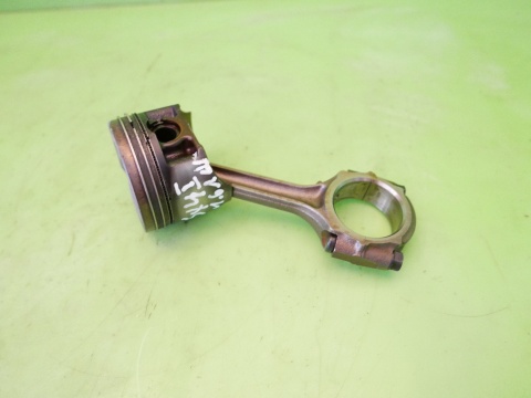 Tłok + korbowód 54G0 SUZUKI SX4 I GY RW 1.6 16V M16A LY1 107KM 79kW 06-09