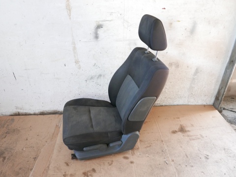 Fotel lewy kierowcy przód podgrzewany SUZUKI SX4 I GY RW SEDAN 06-09