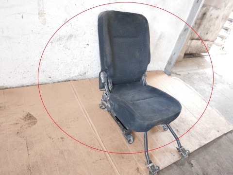 Fotel środek tył tylny HONDA FRV FR-V I BE5 04-07