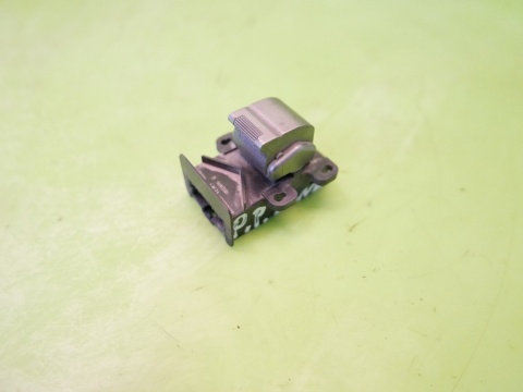 Przełącznik szyby prawy przód HONDA FRV FR-V I BE5 04-07
