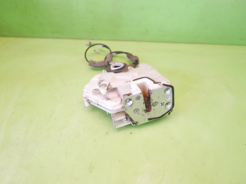 Centralny zamek prawy tył 5pin HONDA FRV FR-V I BE5 04-07