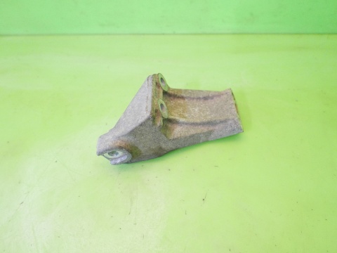 Łapa wspornik skrzyni SUZUKI SX4 I GY RW 1.6 06-09