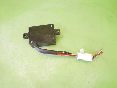 Moduł centralnego zamka 38660-79J0 SUZUKI SX4 I GY RW 1.6 06-09