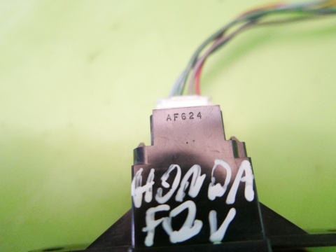 Przełącznik świateł awaryjnych HONDA FRV FR-V I BE5 04-07
