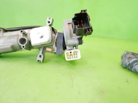 Zestaw stacyjka + wkładka drzwi lewa + kluczyk SUZUKI SX4 I GY RW 1.6 06-09