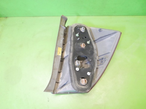 Lampa lewa tył ICHIKOH HONDA FRV FR-V I BE5 04-07