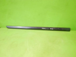 Listwa drzwiowa lewa przód NH684P HONDA FRV FR-V I BE5 04-07