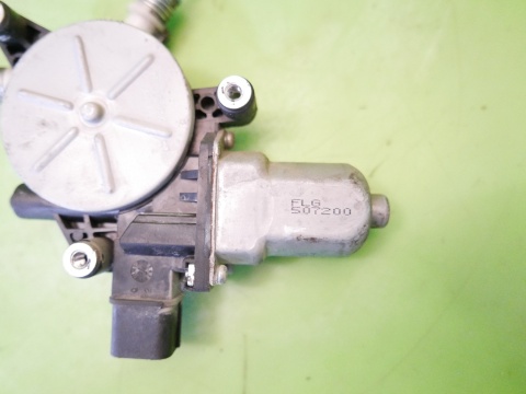 Mechanizm podnośnik szyby lewy przód 6pin HONDA FRV FR-V I BE5 04-07