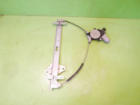 Mechanizm podnośnik szyby prawy przód 2pin HONDA FRV FR-V I BE5 04-07
