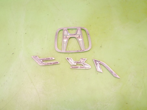 Logo znaczek emblemat tył HONDA FRV FR-V I BE5 04-07