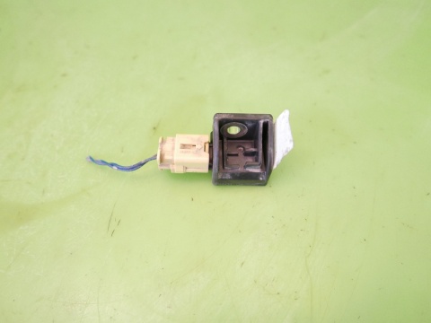 Czujnik uderzeniowy 77970-SFE-B110-M2 HONDA FRV FR-V I BE5 2.2 i-CTDI 04-07