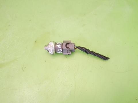 Czujnik ciśnienia klimatyzacji 4pin HONDA FRV FR-V I BE5 2.2 i-CDTI 04-07