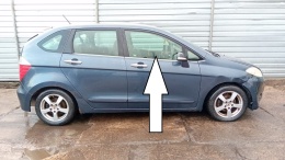 Szyba drzwiowa prawa przód HONDA FRV FR-V I BE5 04-07