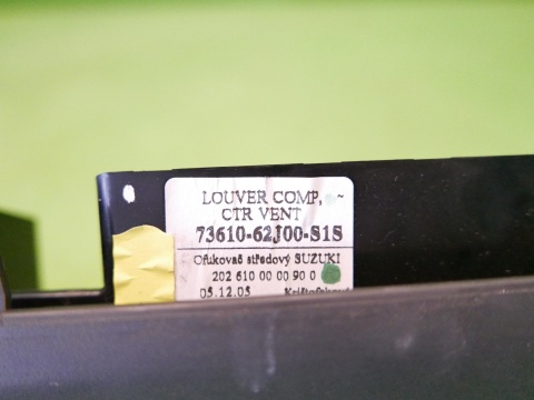 Kratki nawiewu środek kratka SUZUKI SWIFT EZ HB 5D 05-08