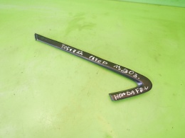 Listwa ramka szyby prawa przód HONDA FRV FR-V I BE5 04-07