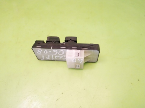 Przełącznik panel szyb lewy przód 8pin SUZUKI SWIFT EZ 05-08
