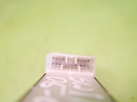 Przełącznik panel szyb lewy przód 8pin SUZUKI SWIFT EZ 05-08