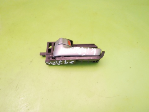 Klamka wewnętrzna lewa tył SUZUKI SWIFT EZ HB 5D 05-08