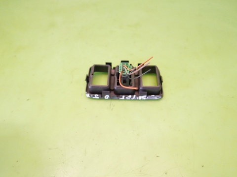 Ramka przełączników SUZUKI SWIFT EZ HB 5D 05-08