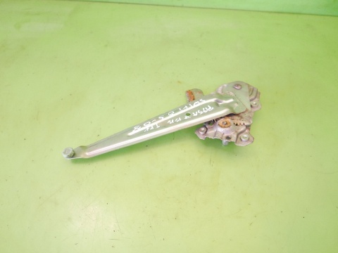 Mechanizm podnośnik szyby prawy tył SUZUKI SWIFT EZ HB 5D 05-08