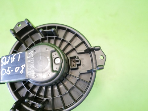 Wentylator dmuchawa nawiewu AV 272700-0311 SUZUKI SWIFT EZ 1.3 05-08
