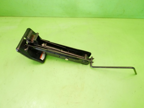 Lewarek podnośnik samochodowy SUZUKI SWIFT EZ 05-08