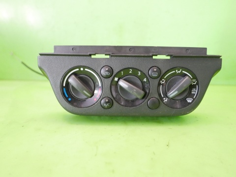 Panel nawiewu sterowania nawiewem SUZUKI SWIFT EZ HB 5D 05-08