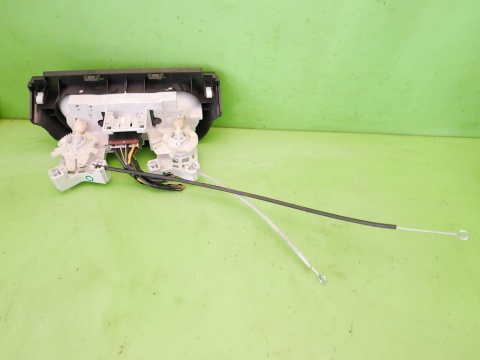 Panel nawiewu sterowania nawiewem SUZUKI SWIFT EZ HB 5D 05-08