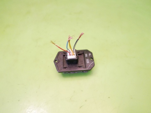 Opornik rezystor nawiewu SUZUKI SWIFT EZ 1.3 05-08