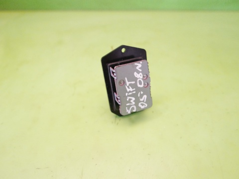 Opornik rezystor nawiewu SUZUKI SWIFT EZ 1.3 05-08